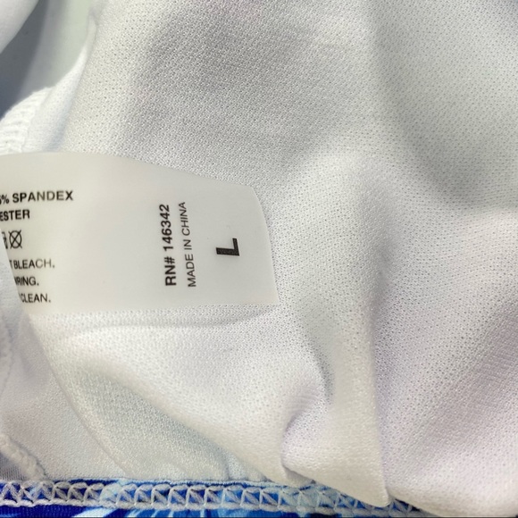 Nicole Miller NWT Over The Shoulder Bikini Top L - Picture 5 of 14